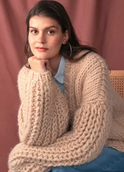 We Are Knitters Fresco Cardigan Kit| Cardigan & Vests