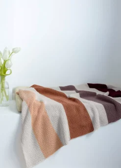 We Are Knitters Laccadive Blanket Kit| Blankets|Accessories
