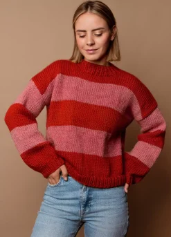We Are Knitters Liquidambar Sweater Kit| Accessories|Sweaters