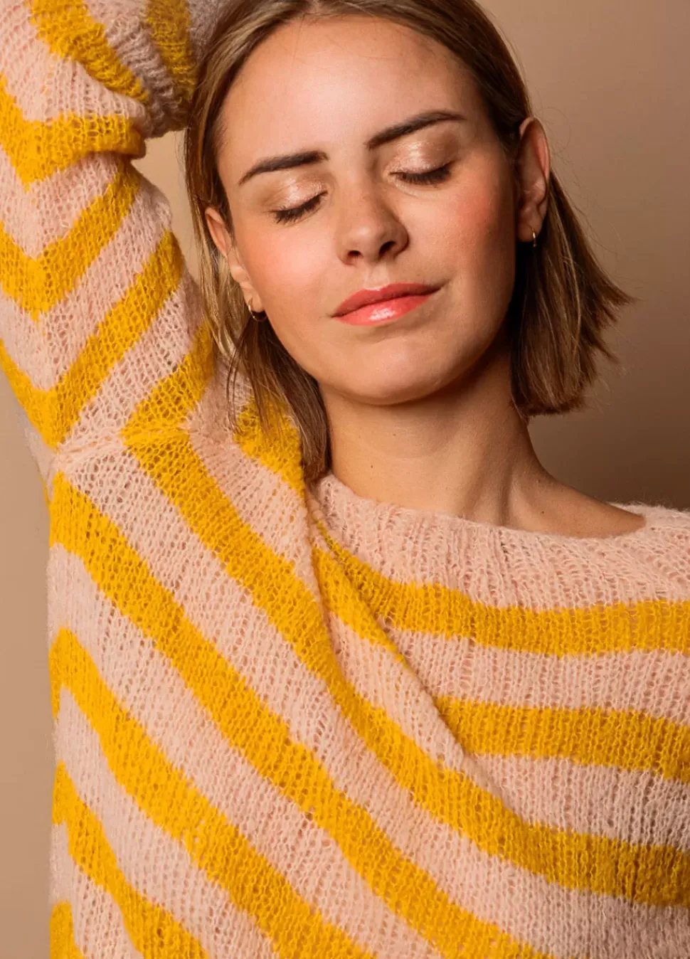 We Are Knitters Relax Sweater Kit| Cardigan & Vests|Sweaters