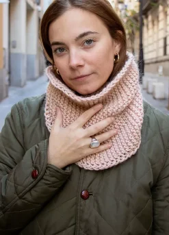 We Are Knitters Skagen Snood Kit| Accessories|Snoods