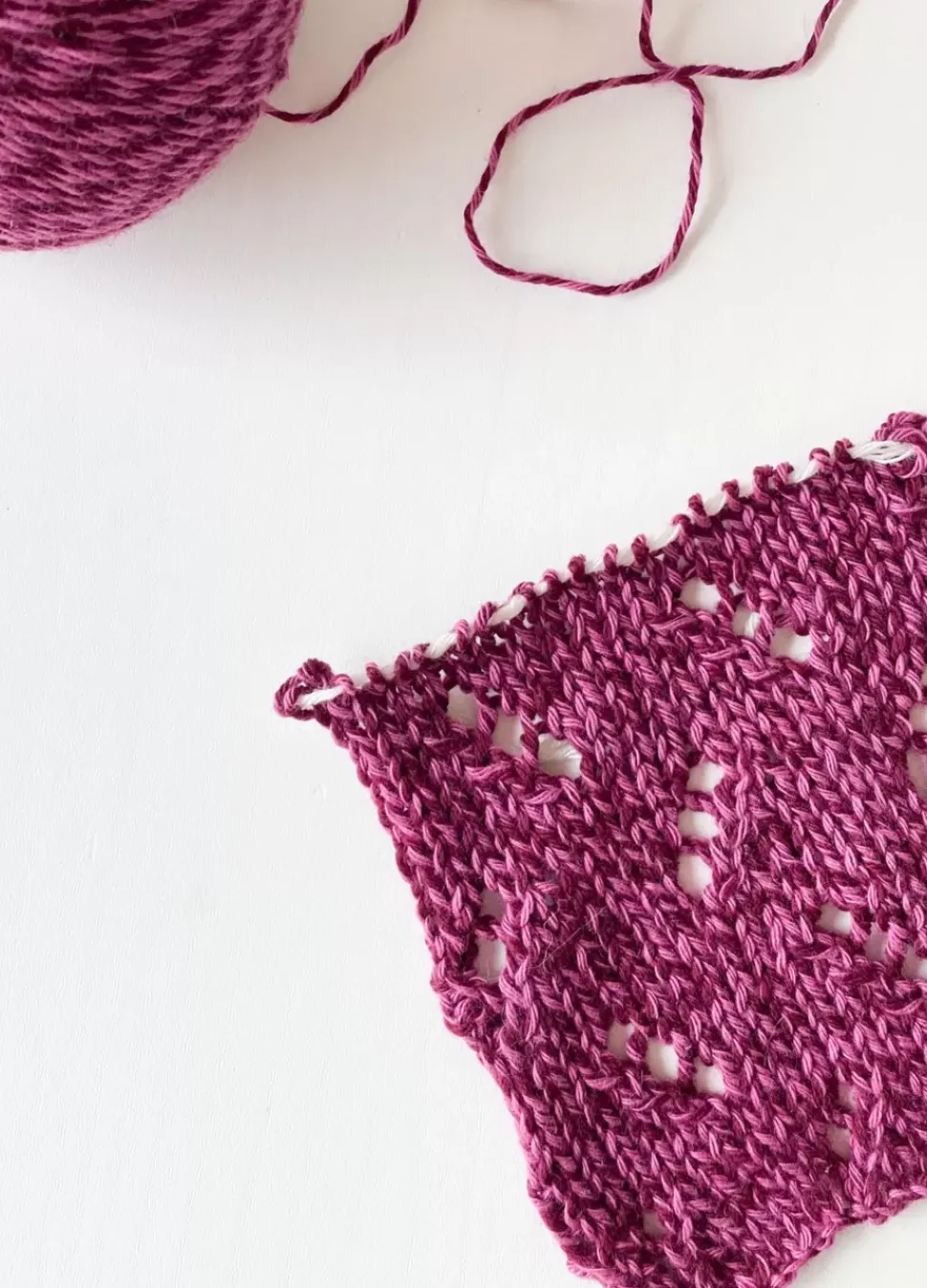 We Are Knitters The Mixed Yarn Wine| DK|Cotton
