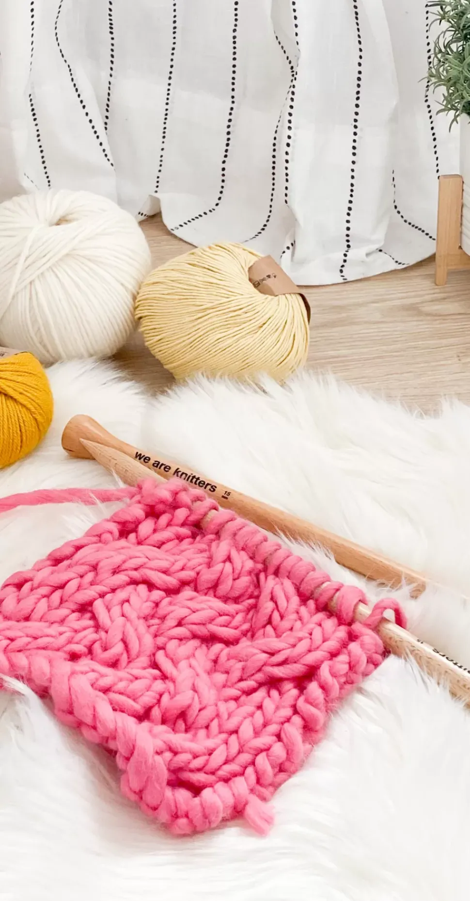 We Are Knitters The Wool Bubblegum| Super Bulky|Ool