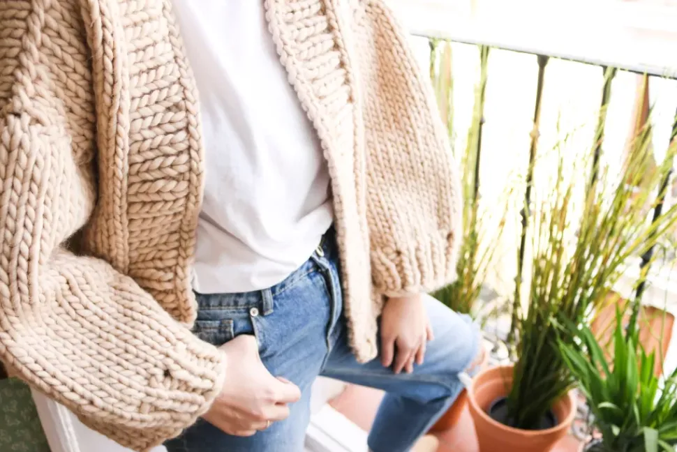 We Are Knitters The Wool Sand| Super Bulky|Ool