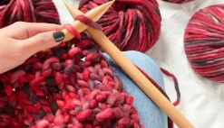 We Are Knitters The Wool Sprinkle Bordeaux| Super Bulky|Ool